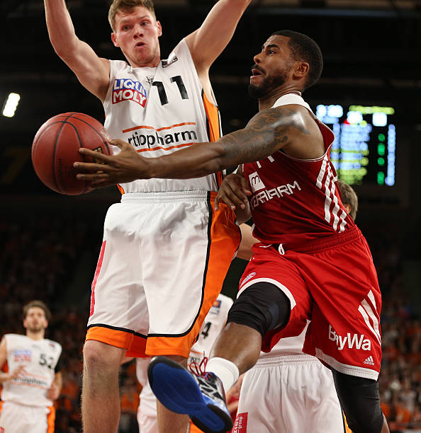 我可以帮你 我可以帮你