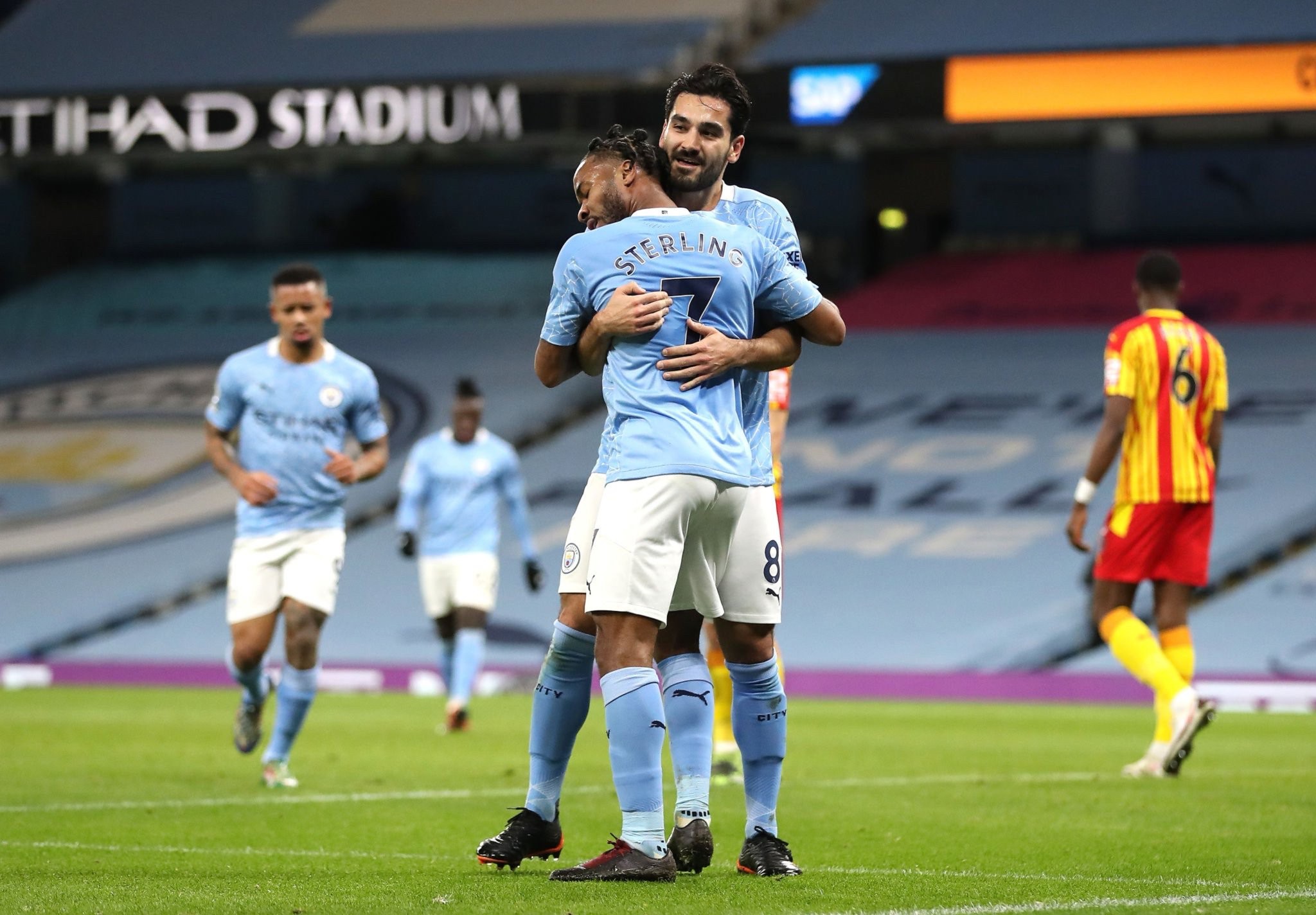 经历了连续 经历了连续