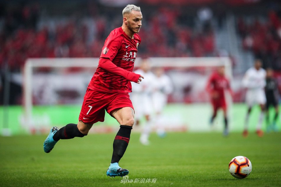 他都展现了 他都展现了